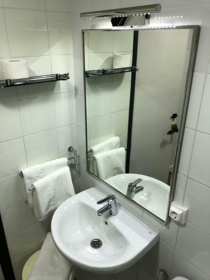 Hostal Di Verena Puigcerda Ngoại thất bức ảnh