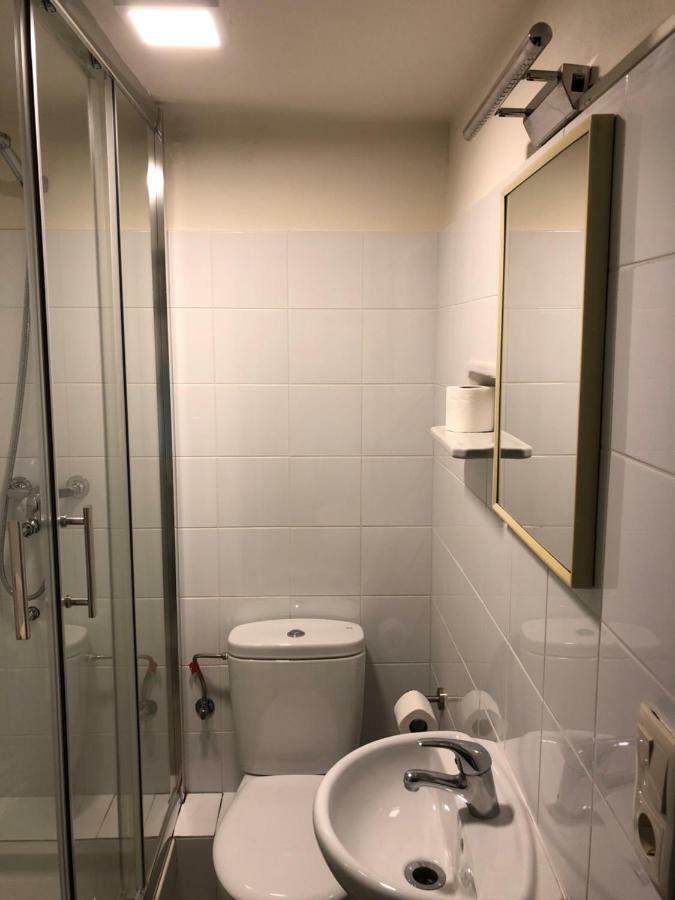 Hostal Di Verena Puigcerda Ngoại thất bức ảnh