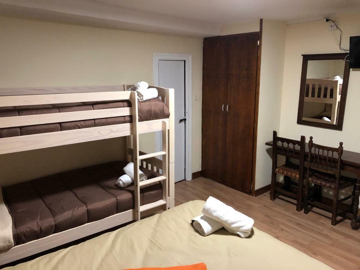 Hostal Di Verena Puigcerda Ngoại thất bức ảnh