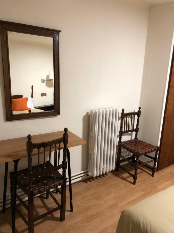 Hostal Di Verena Puigcerda Ngoại thất bức ảnh